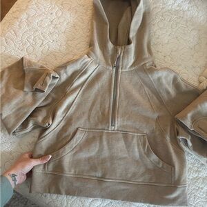 Lululemon Athletica Beige scuba XS/S